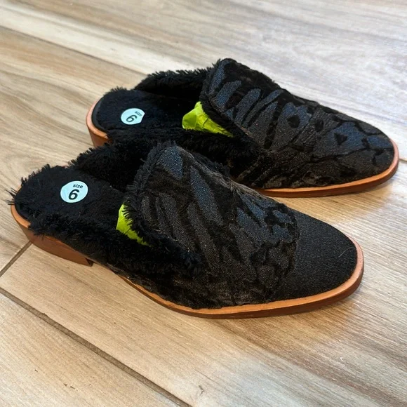 Free People flats size 6 - Picture 4 of 15